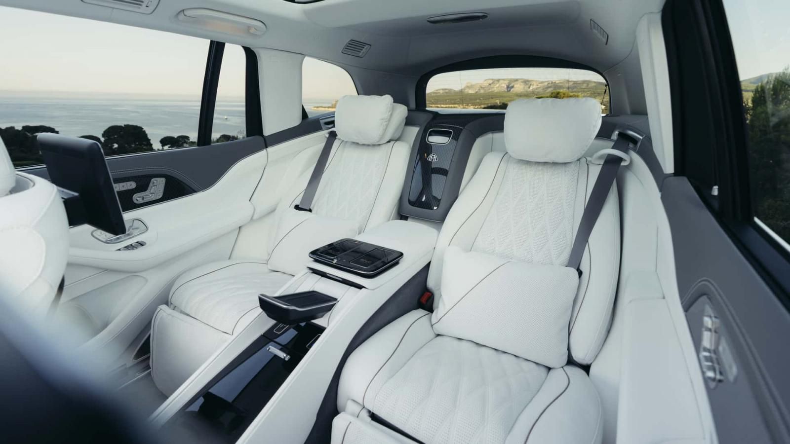 Επίσημη πρεμιέρα για την ανανεωμένη Mercedes-Maybach GLS 